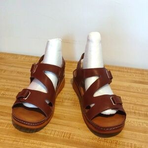 Comfort-well by Beacon Brown Leather Lightweight Strappy Sandals Size 8 M
